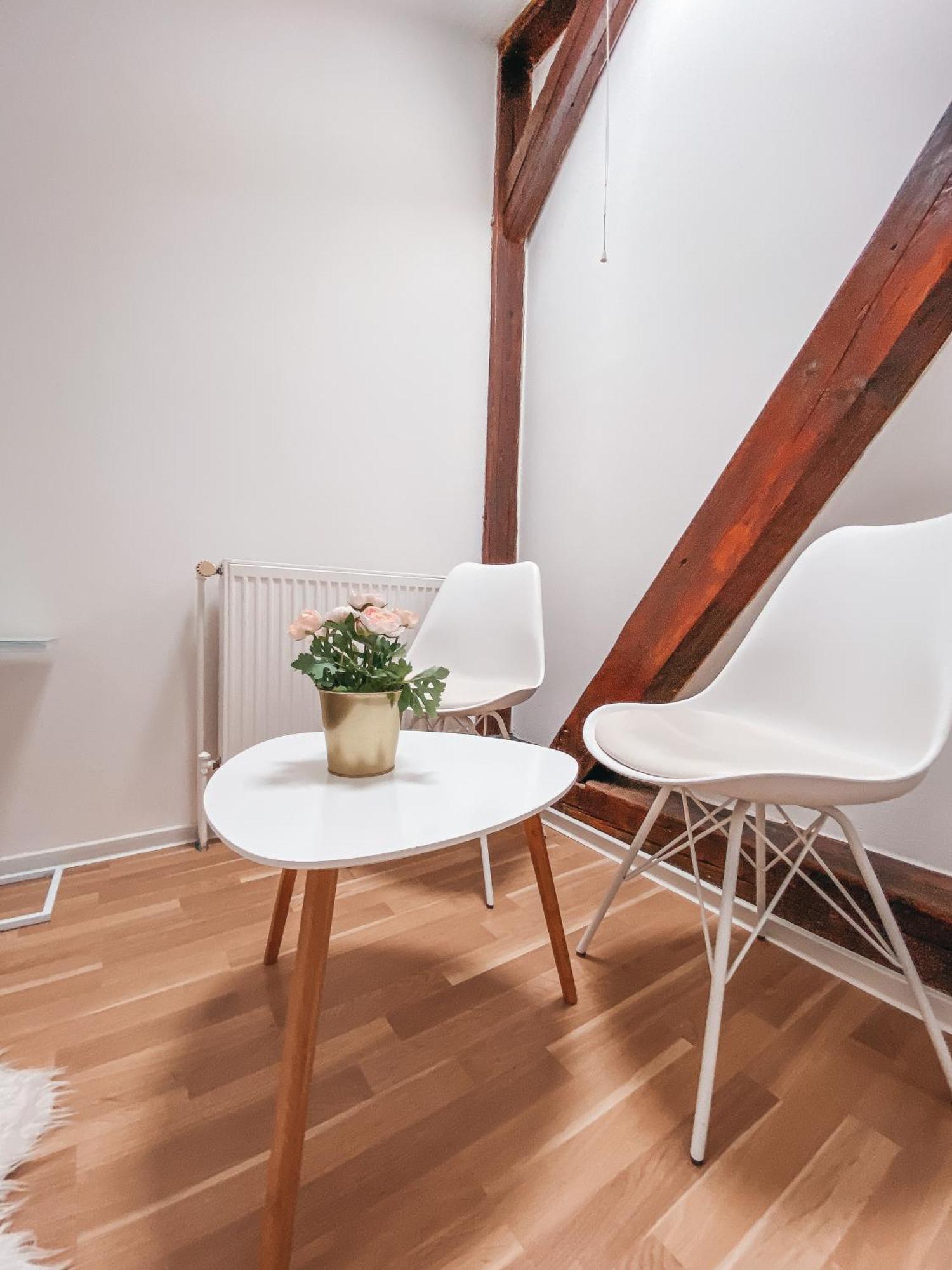ברטיסלאבה Blue Lotus Apartments מראה חיצוני תמונה